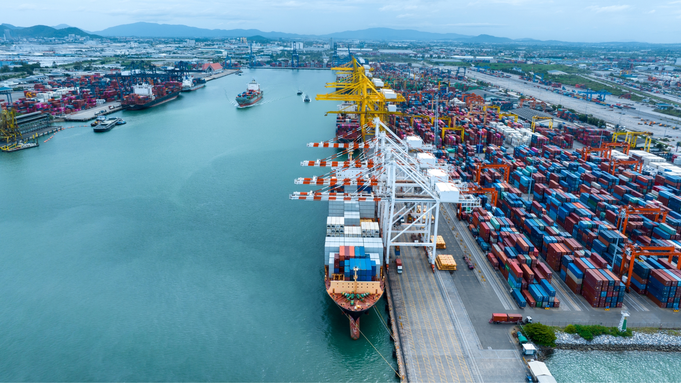 Shipyard Cargo Container Sea Port Freight forwarding service log